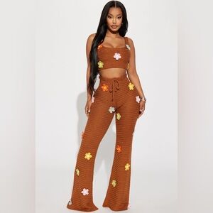 Crochet Flower-Detail Knit Pant Set